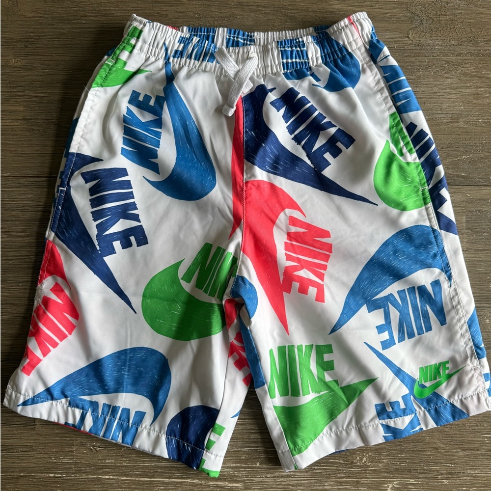 Nike Boys Sz Large Swim Trunks